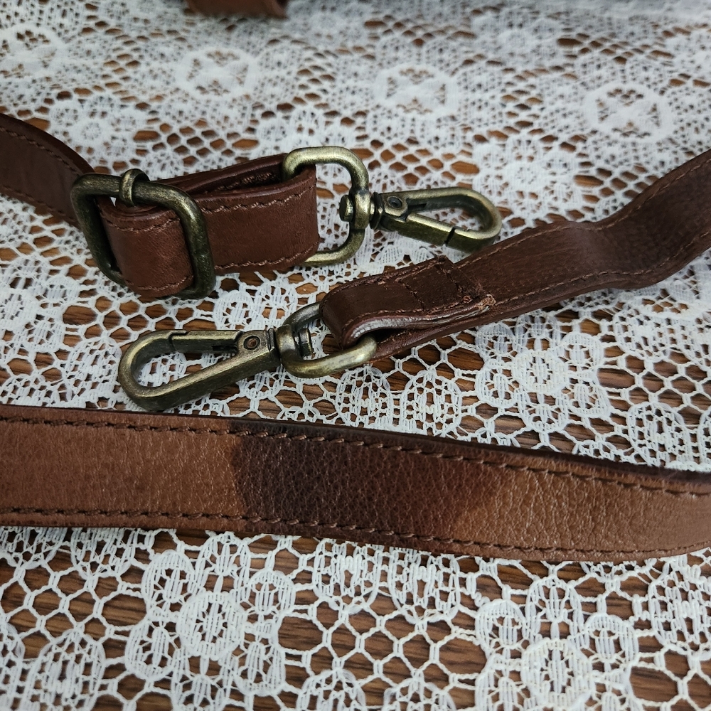 Rehard Italy Brown Leather Crossbody with Basket Weave Flap - Picture 15 of 16